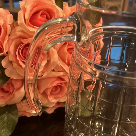 Square Design 9" Glass Pitcher - Picture 3 of 10